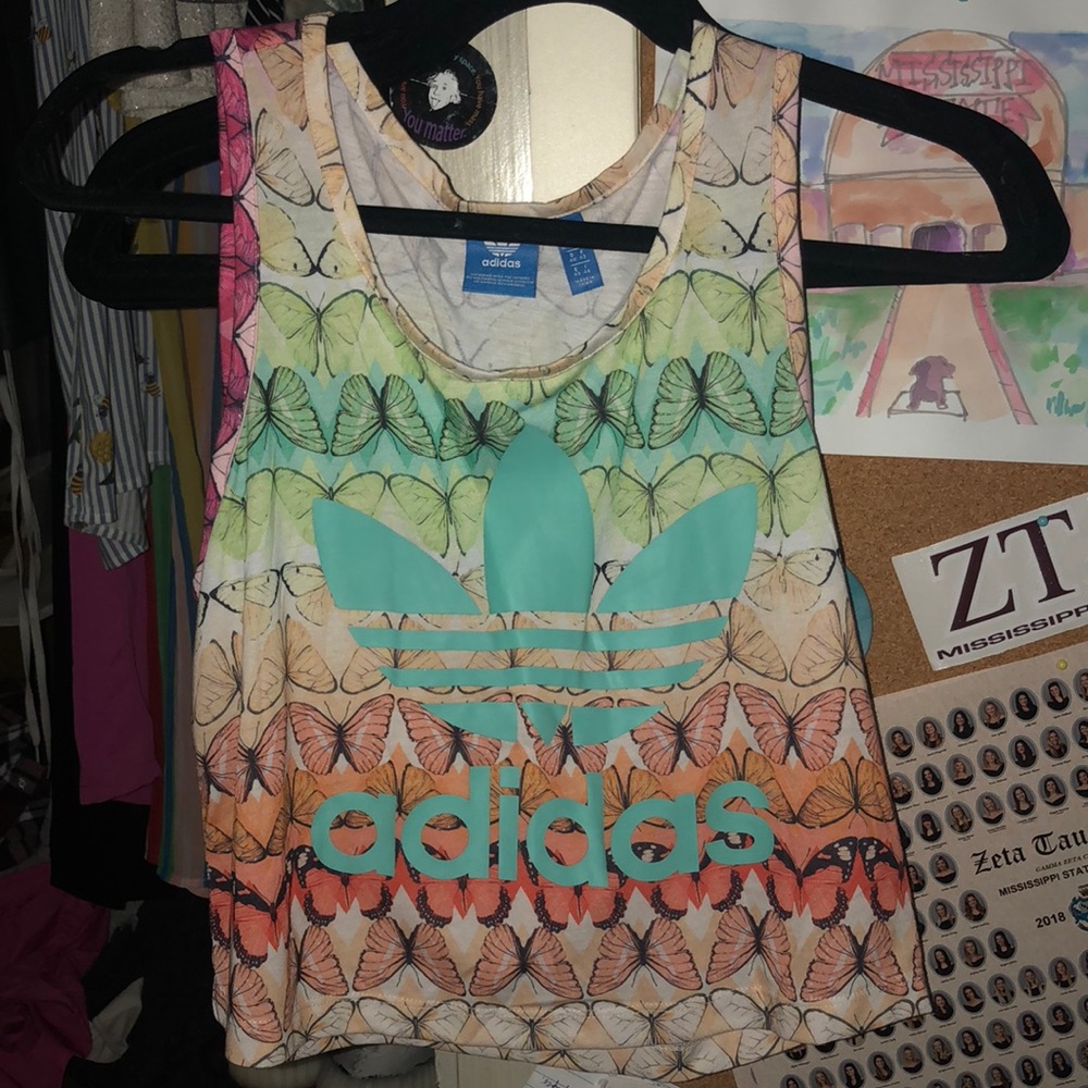 Adidas work out crop top (M)
